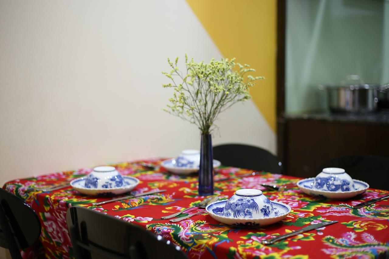 Tuti Lakeside Homestay Hanoi Zewnętrze zdjęcie